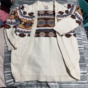 ❄️🐣Gymboree Cream and Brown Patterned Sweater